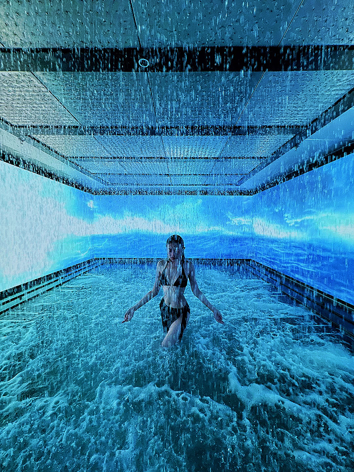 “暴风骤雨水疗”让场馆成区域网红新地标